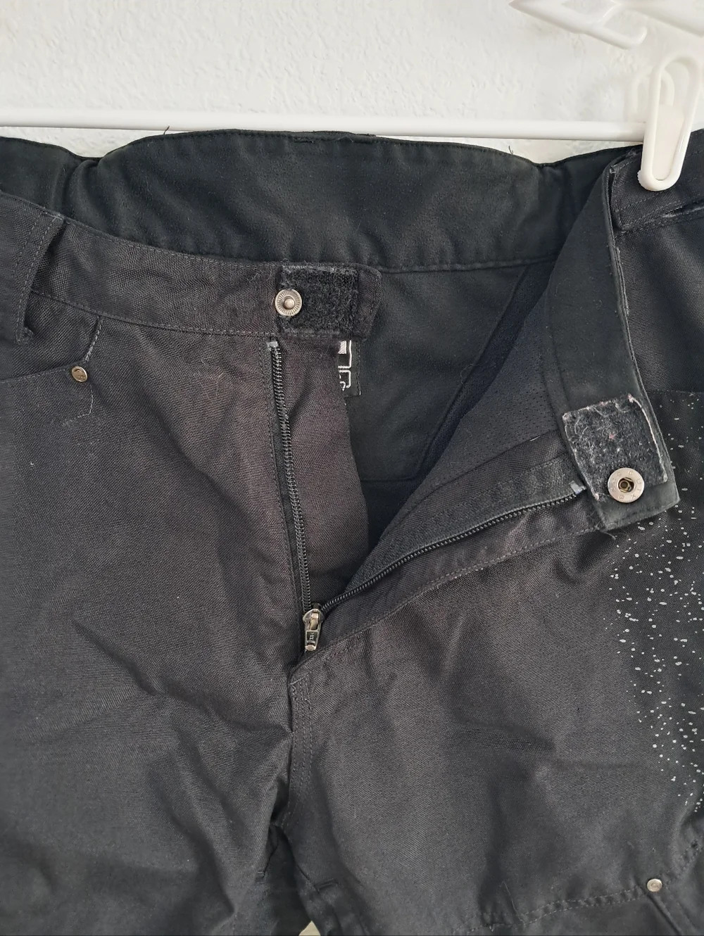 The North Face Cryptic Shorts Men's Black Cargo Pockets Mid Rise Outdoor Casual